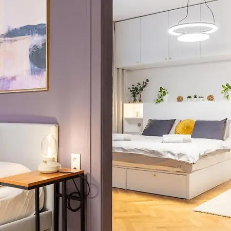 Luxury On Wilsonova, Close To Center Apartment *