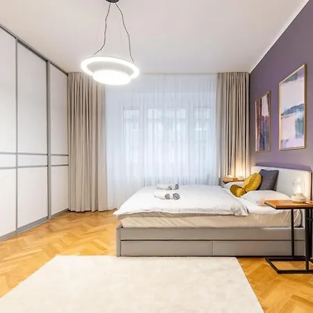 Luxury On Wilsonova, Close To Center דירה