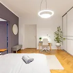 Luxury On Wilsonova, Close To Center *