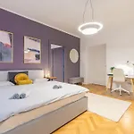 Luxury On Wilsonova, Close To Center *