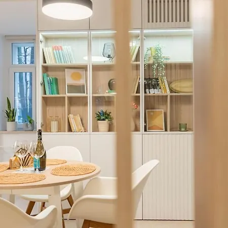 Апартаменты Luxury On Wilsonova, Close To Center